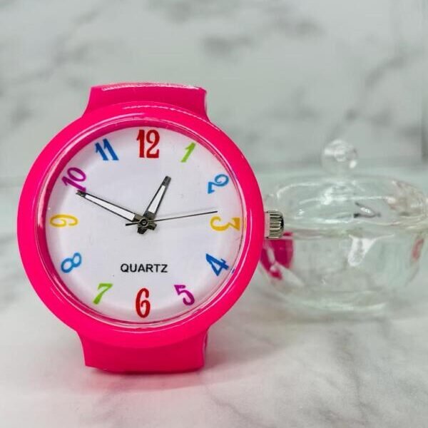 Reloj Mujer Transparente Con Fondo Rosa - Santa Fe Manicuras - Venta de  insumos y accesorios para uñas