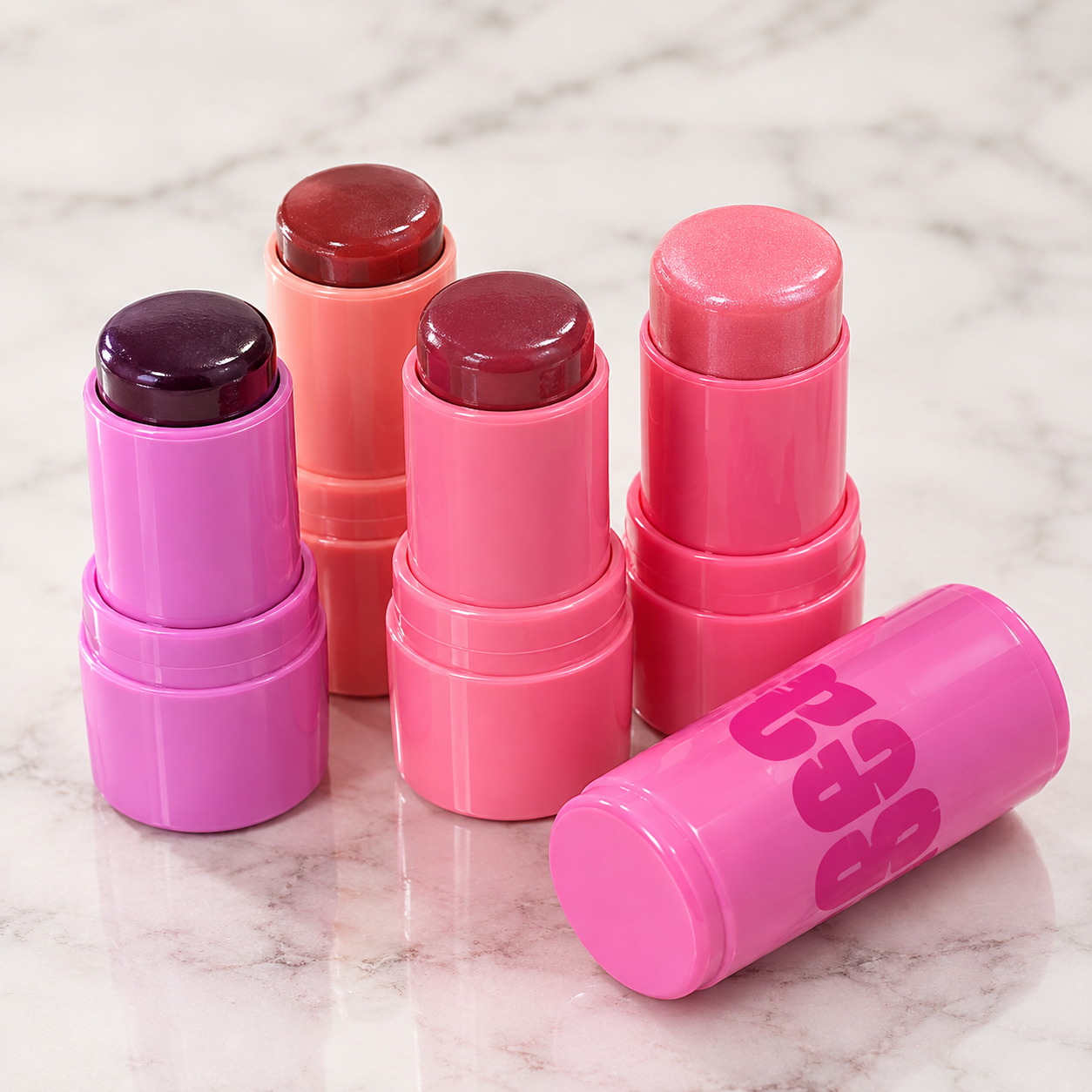 7c04f531-c11f-4dfa-9f17-53a2c461ad8a Blush Stick Gege Bear - Imagen 1